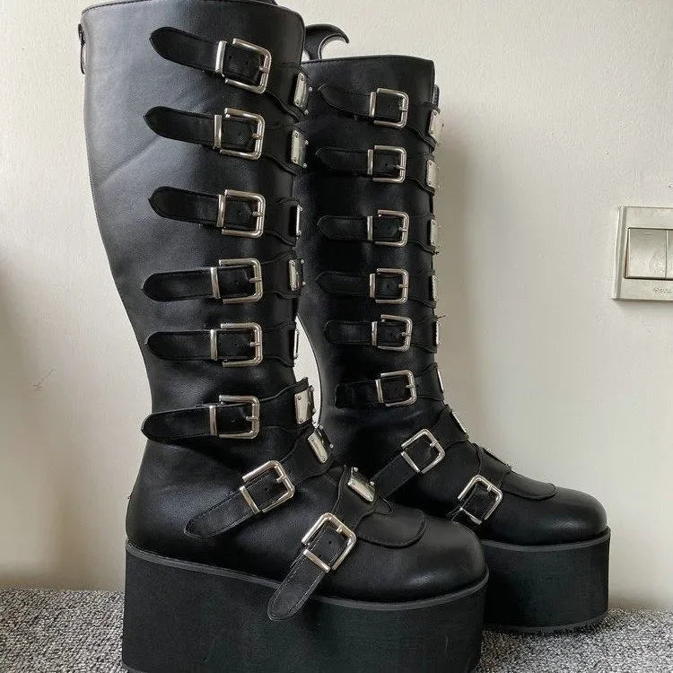 Noirve Boots