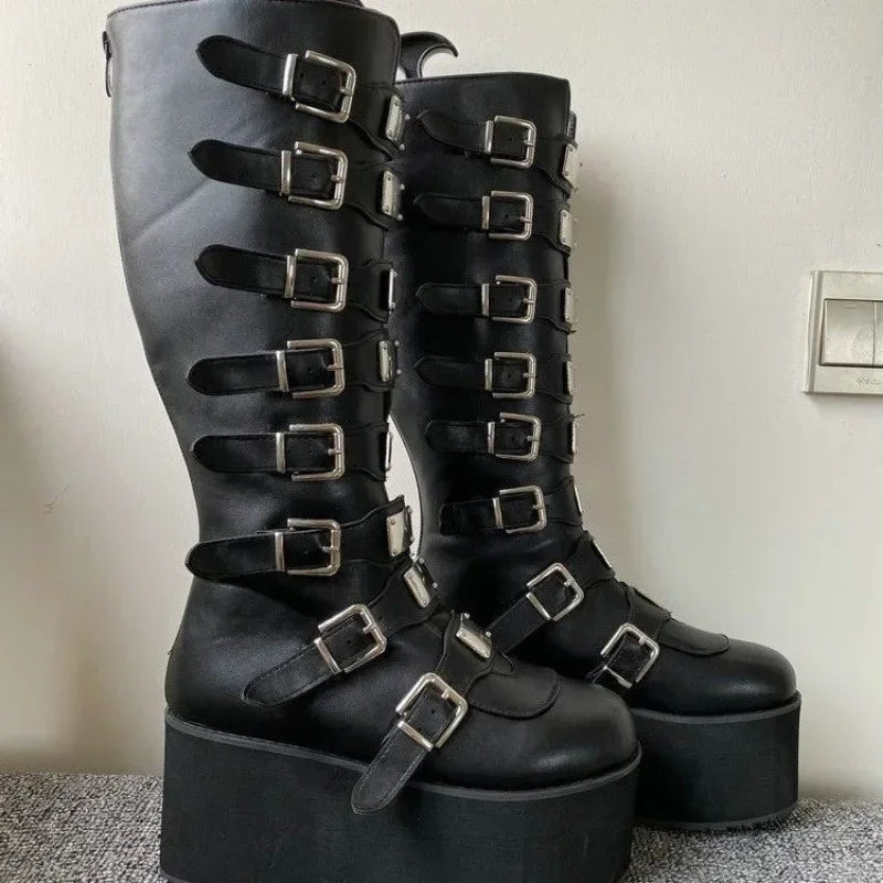 Noirve Boots