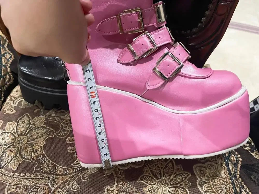 Noirve Boots