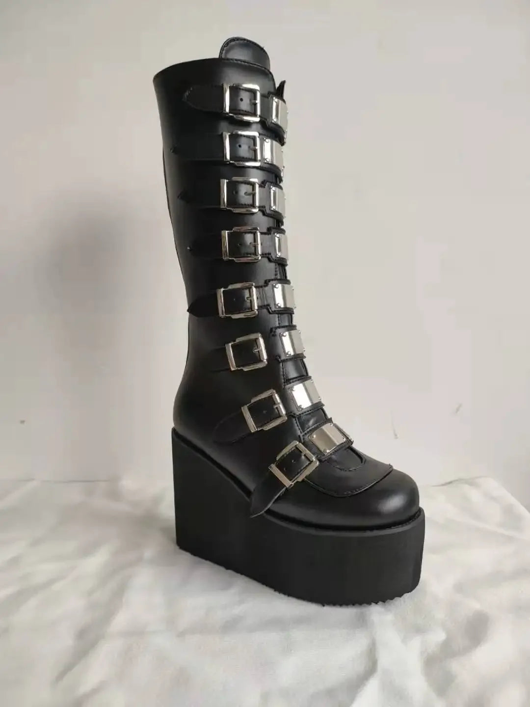 Noirve Boots