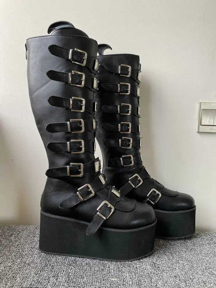 Noirve Boots